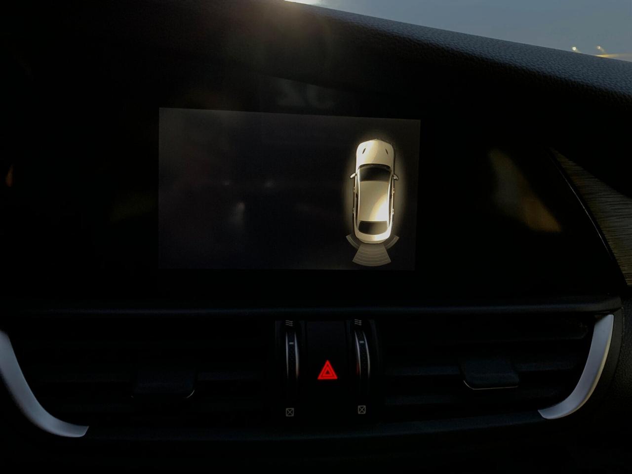 Alfa Romeo Giulia 2.2 Turbodiesel 180 CV Business Sport