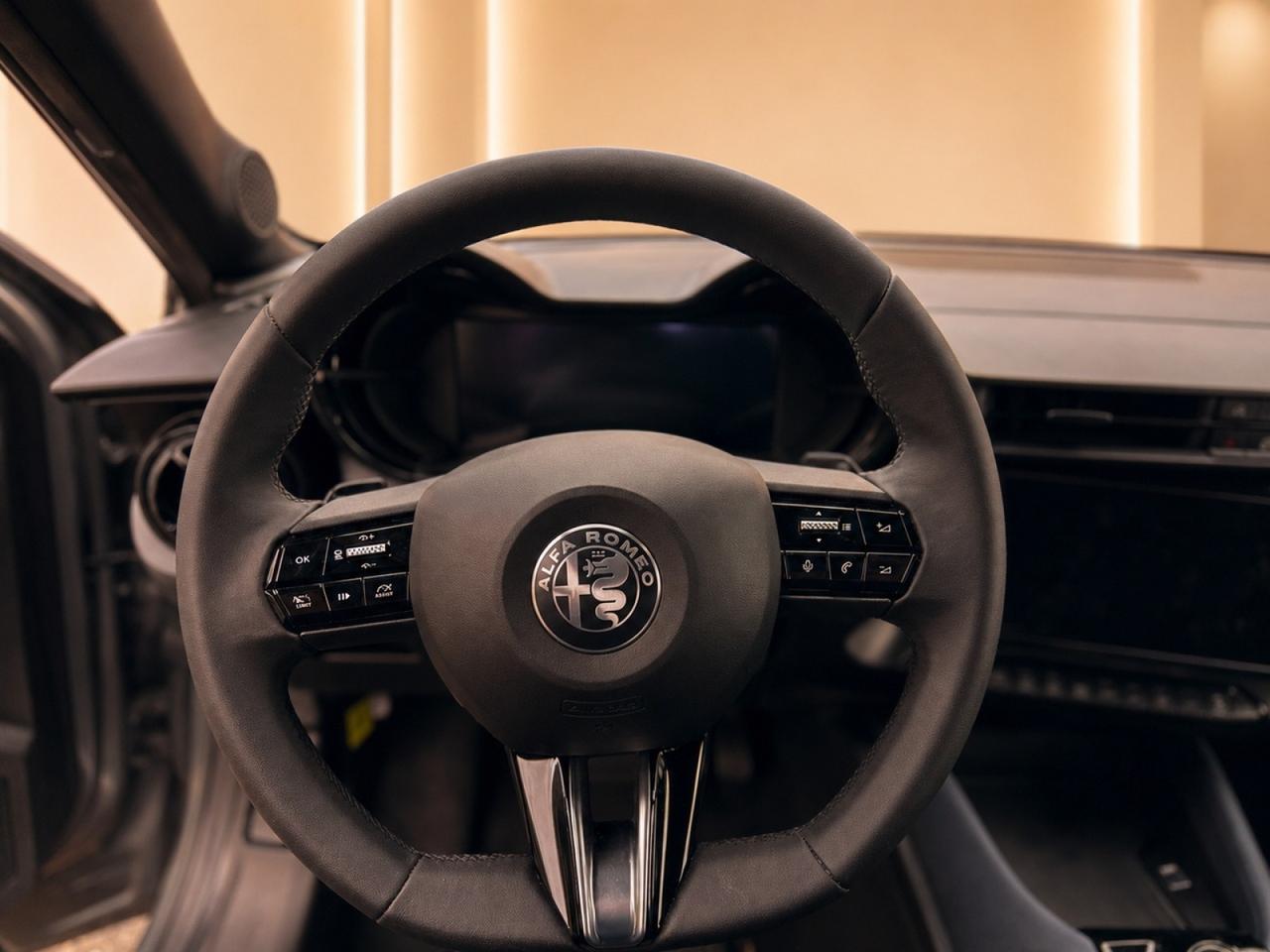 ALFA ROMEO Junior - Junior 1.2 ibrida 145cv edct6