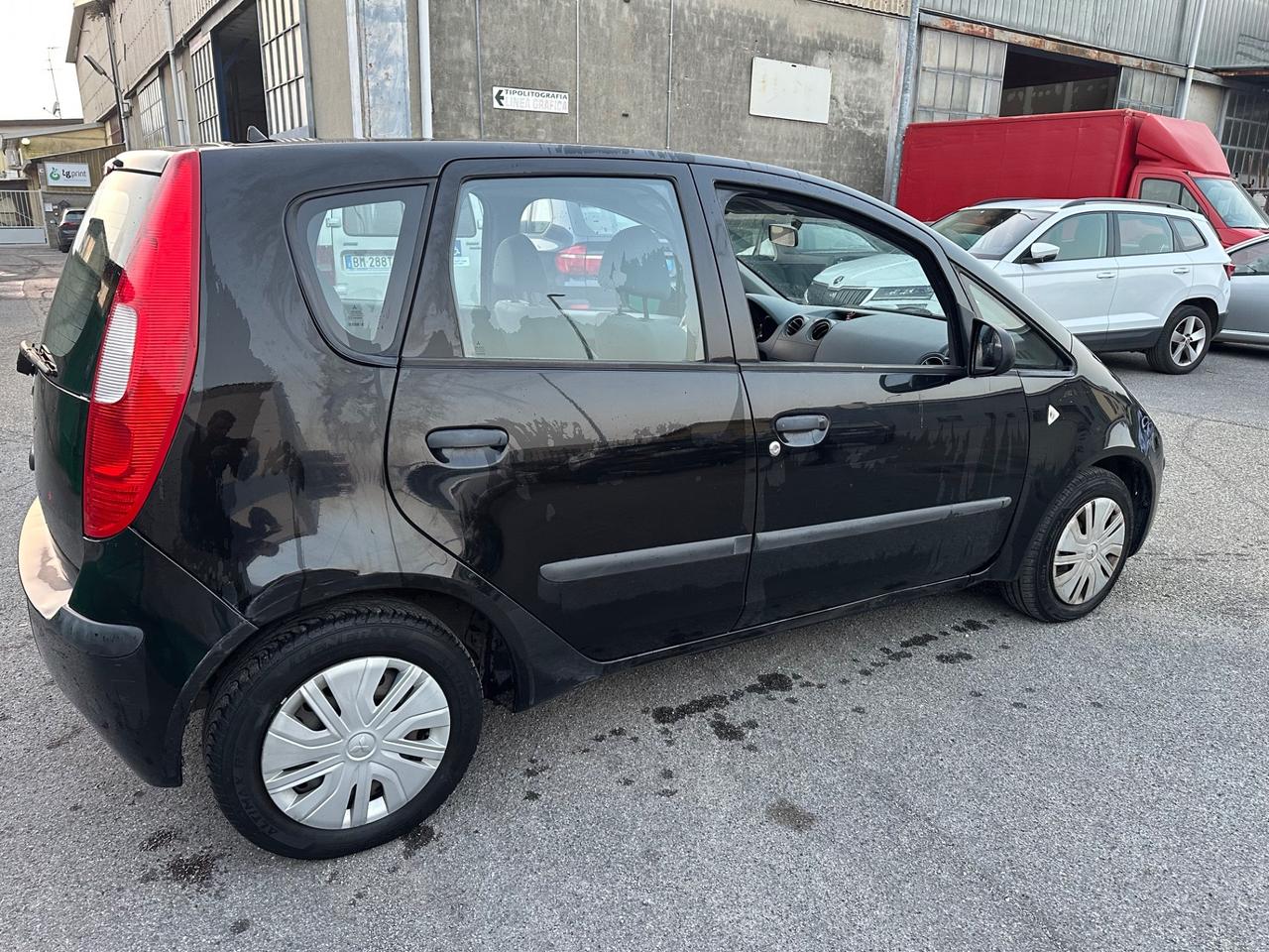 Mitsubishi Colt BENZINA 80 MILA KM