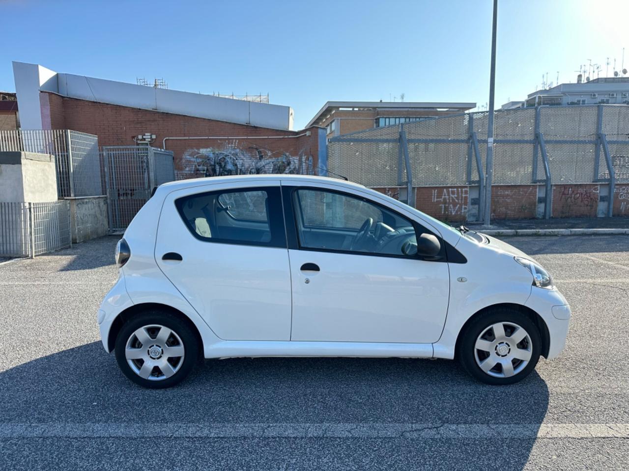 Toyota Aygo 1.0 5p Connect Navi *Neopatentati