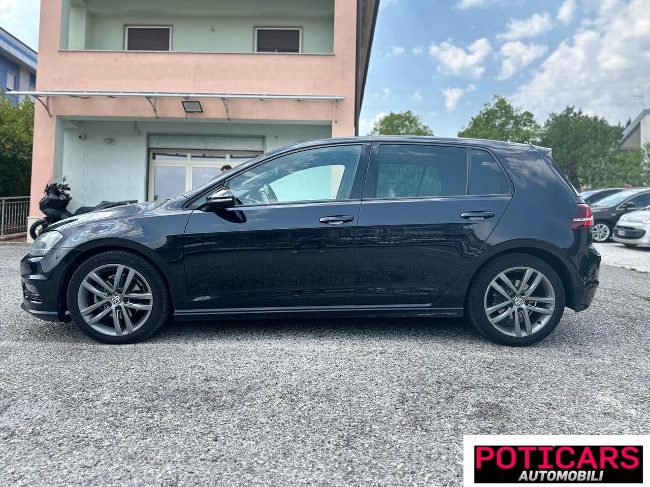 Volkswagen Golf 2.0 TDI 5p. Highline BlueMotion Rline