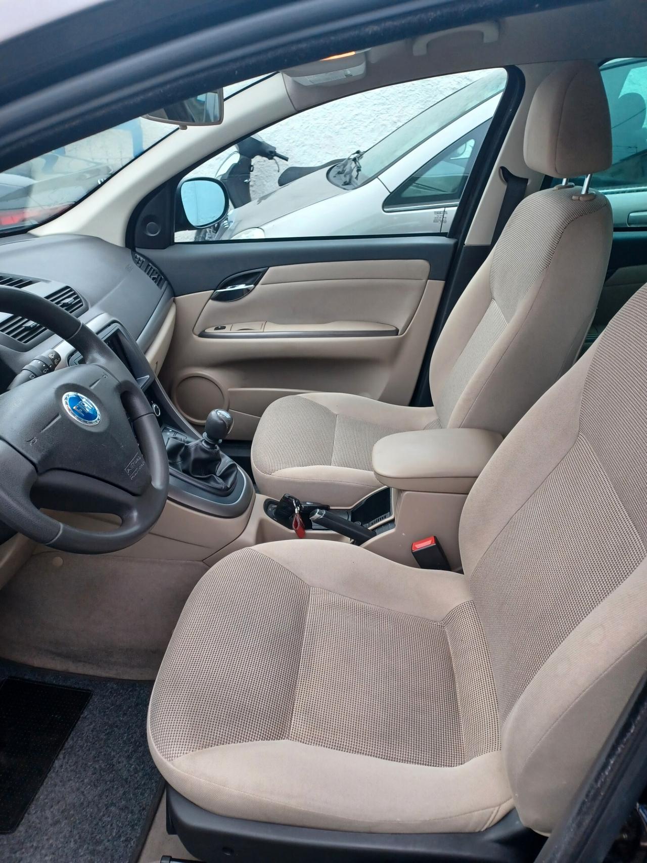 Fiat Croma 1.9 Multijet 120 CV IMMACOLATA