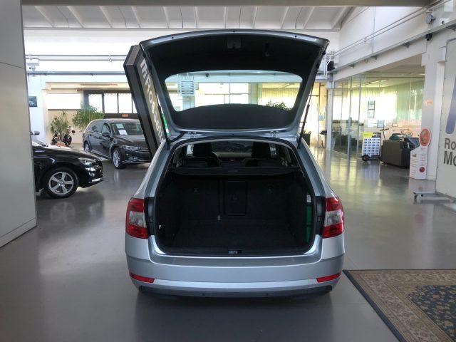 SKODA Octavia 1.6TDI WAGON EXECUTIVE - NEOPATENTATI