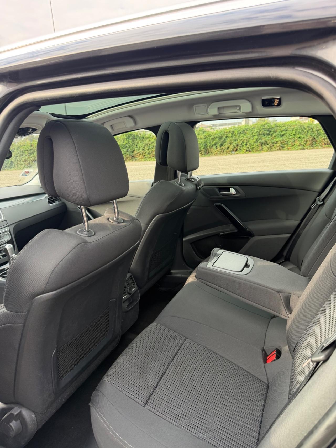 Peugeot 508 BlueHDi 120 EAT6 S&S SW Allure