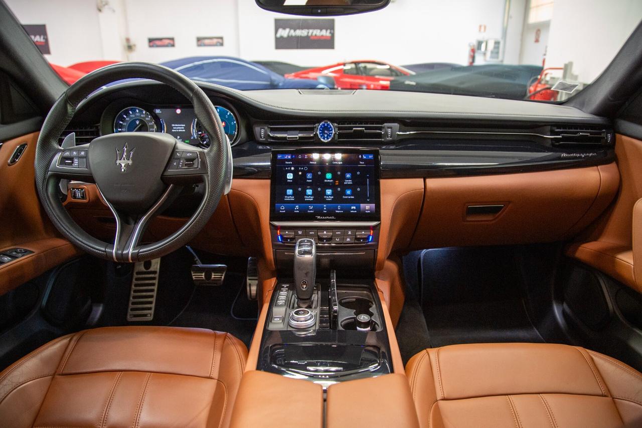 Maserati Quattroporte V6 430 CV AWD Modena Q4