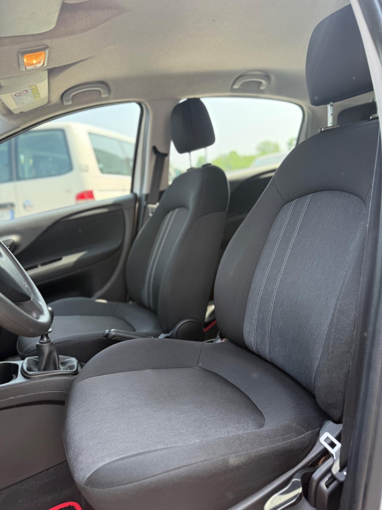 Fiat Punto 1.4 8V 5 porte Easypower Lounge