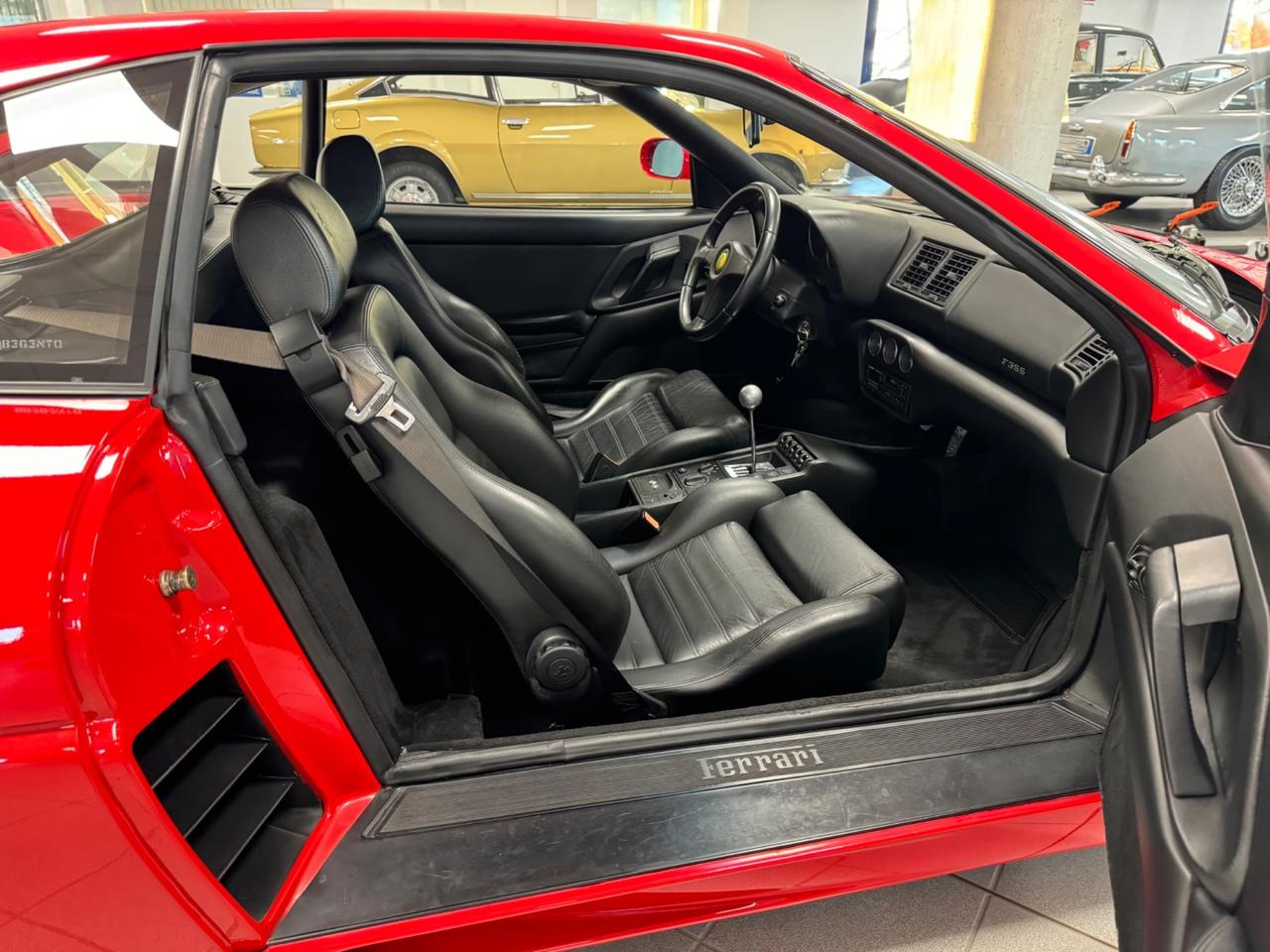 Ferrari F355 berlinetta 2.7 serie 1