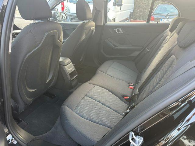 BMW 118 d 5p. Advantage