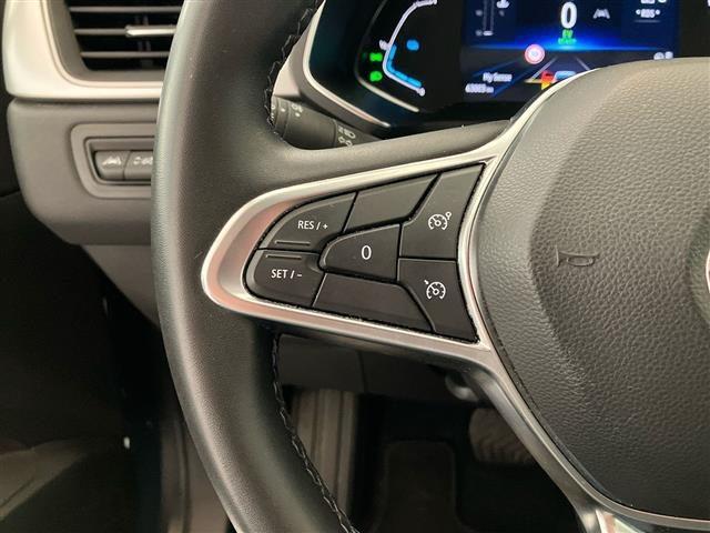 RENAULT Captur 1.6 E-Tech hybrid Intens 145cv auto