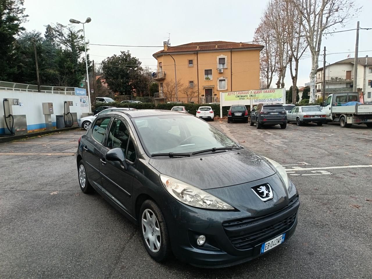 Peugeot 207 1.4 8V 75t ECO GPL 2010 ok neo patente