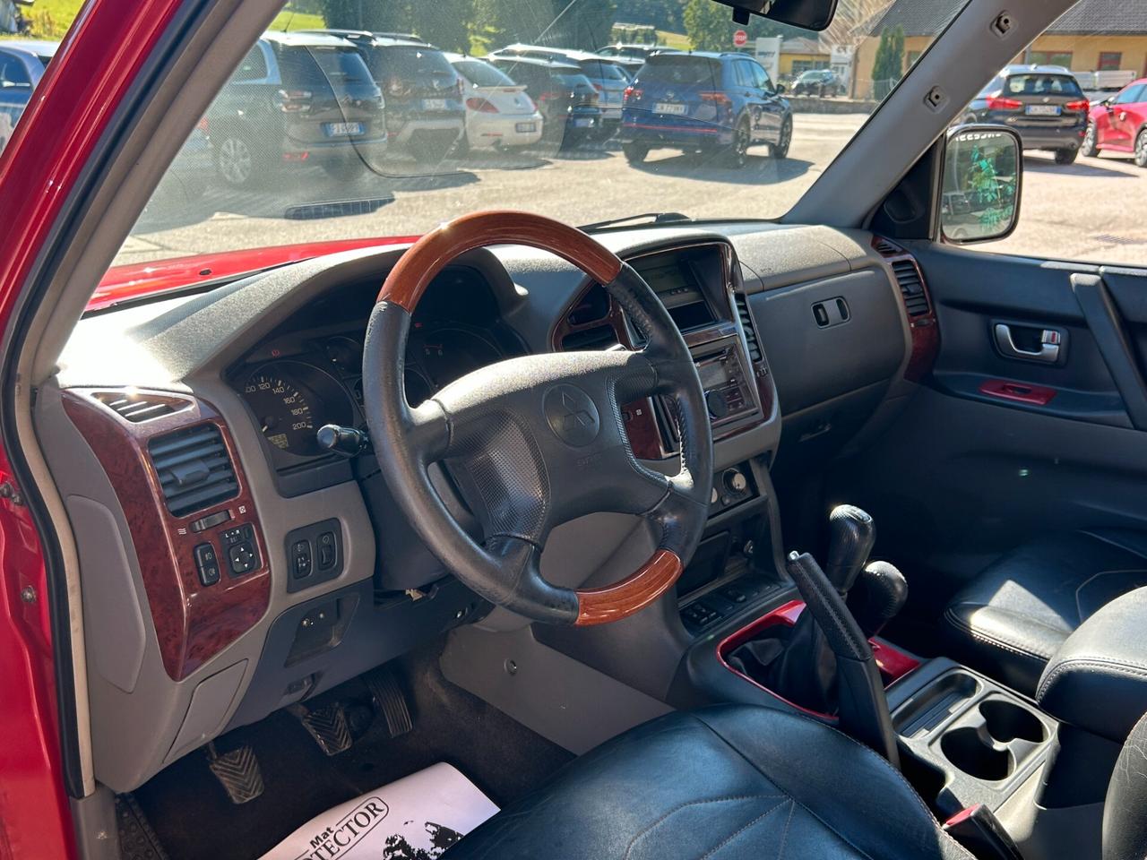 Mitsubishi Pajero 3.2 16V DI-D 3p. GLS "MANUALE"