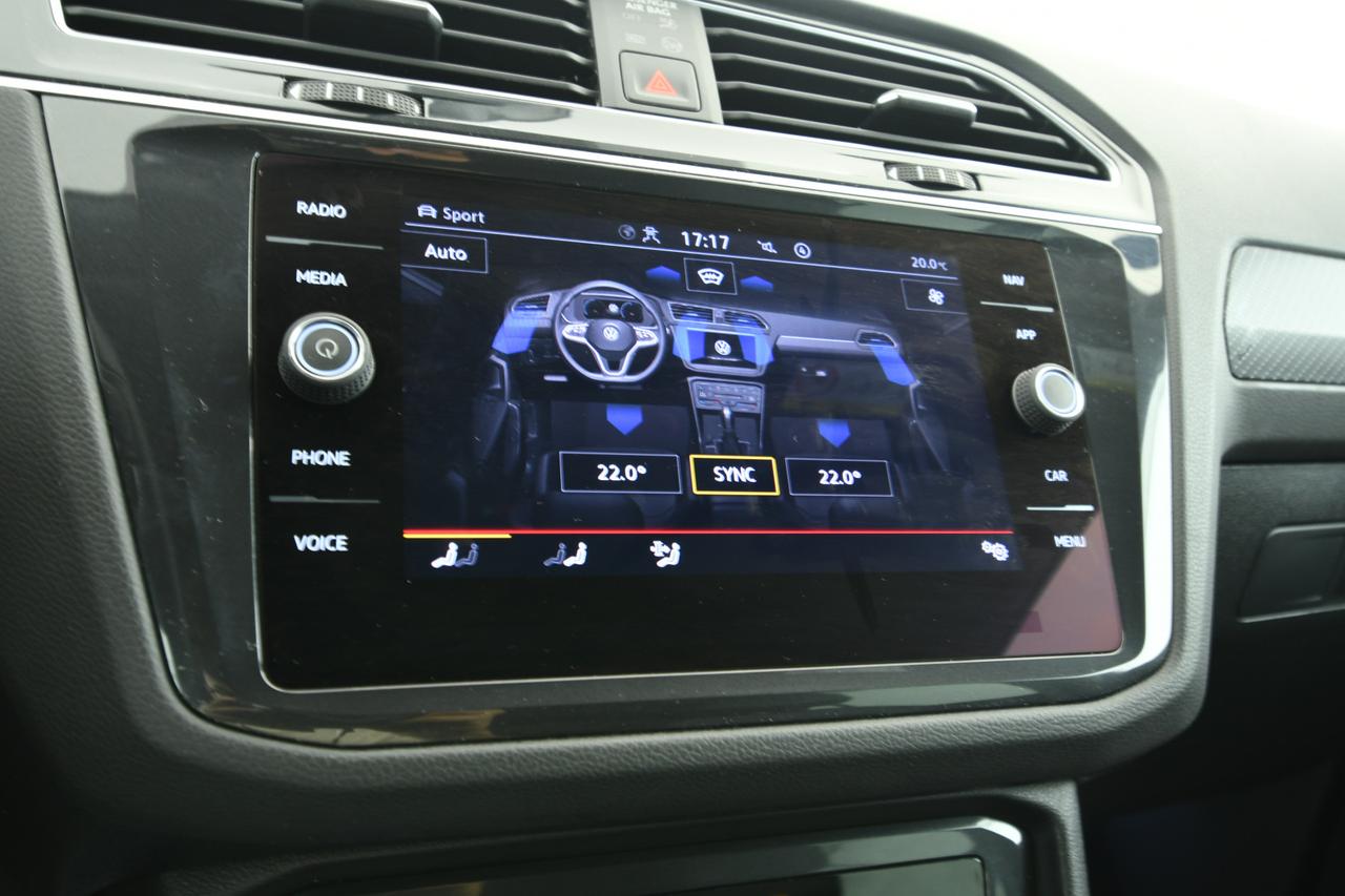 VOLKSWAGEN Tiguan 2.0 tdi R-Line 4motion 200cv dsg CAMERA+ACC+APP CONNECT+C20"