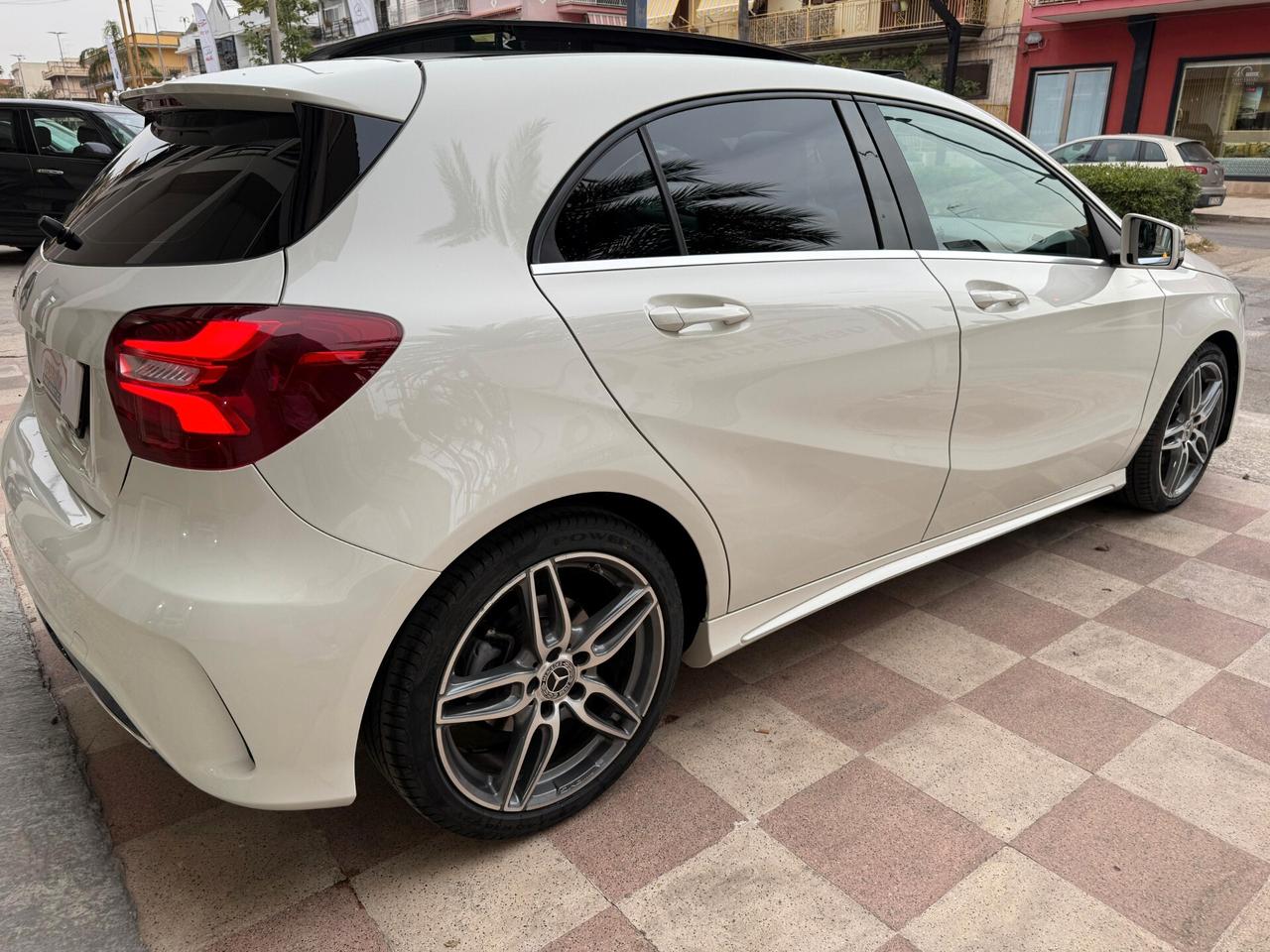 Mercedes-benz A 180 A 180 d Automatic Premium FULL AMG TETTO