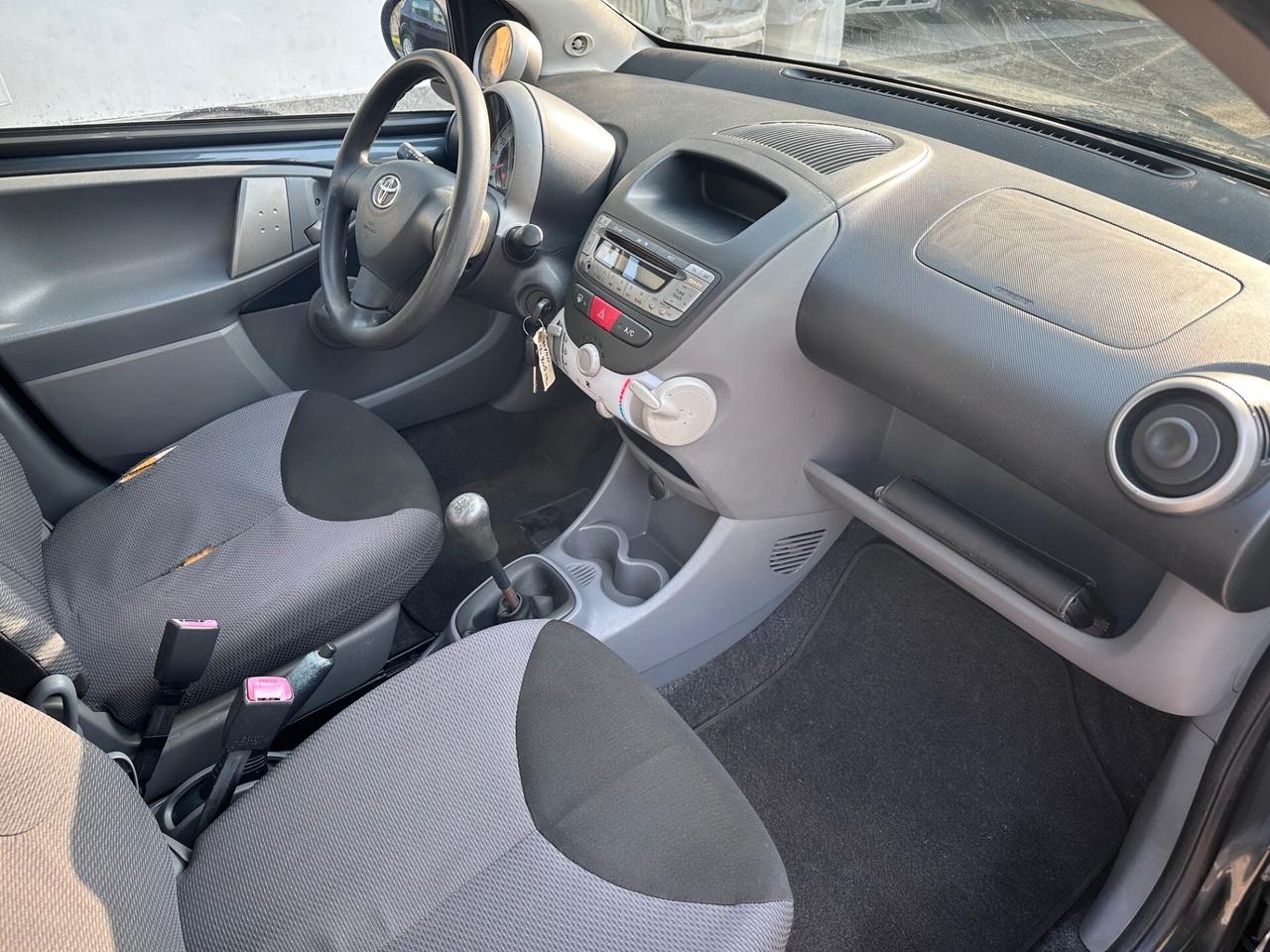 Toyota Aygo 1.0 12V VVT-i 5 porte Sol*NEOPATENTATI