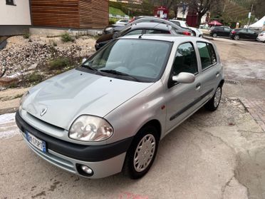 Renault Clio 1.9 dTi - OK NEOPATENTATI