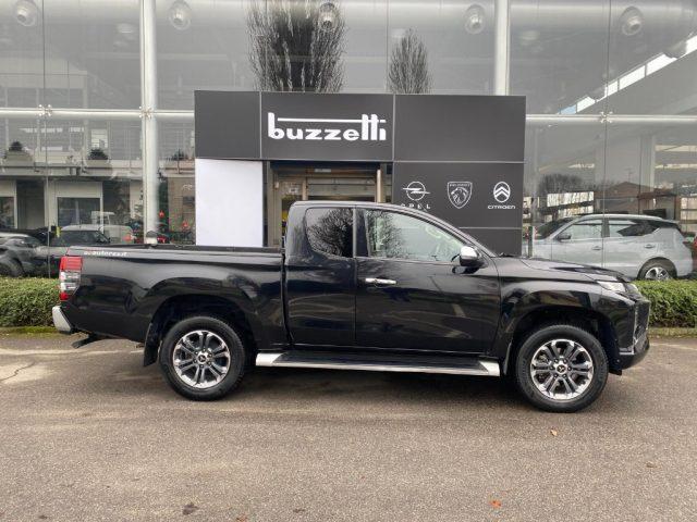 MITSUBISHI L200 2.3 D Club Cab 4x4 Super Select Intense