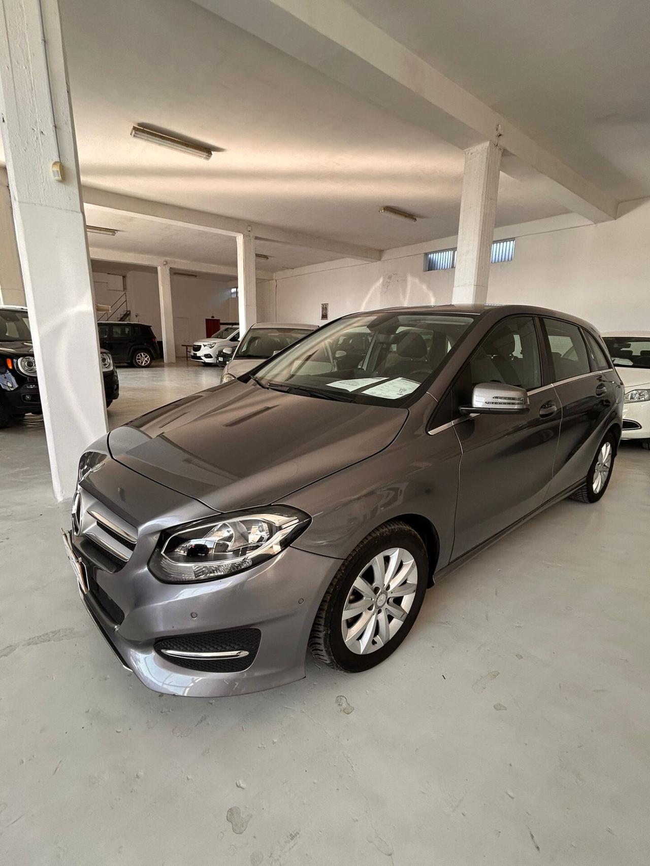 Mercedes-benz B 180 d Business