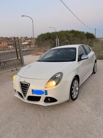 Alfa Romeo Giulietta 1.6 JTDm-2 105 CV modello sport 2011