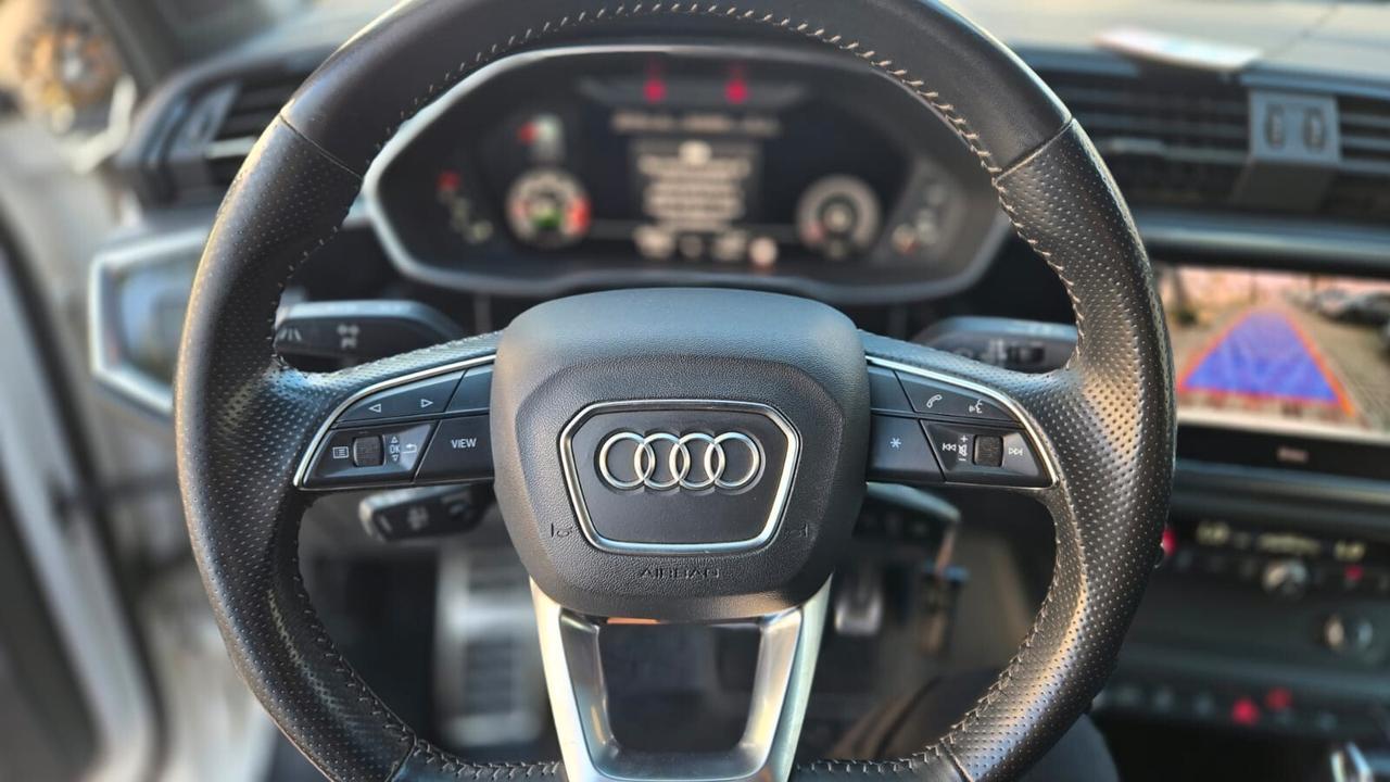 Audi Q3 Sportback 40 2.0 tdi S line quattro 190CV S-tronic