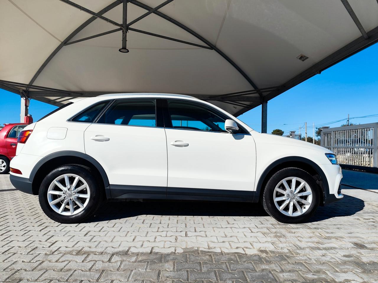 Audi Q3 2.0 TDI 120 CV Sport