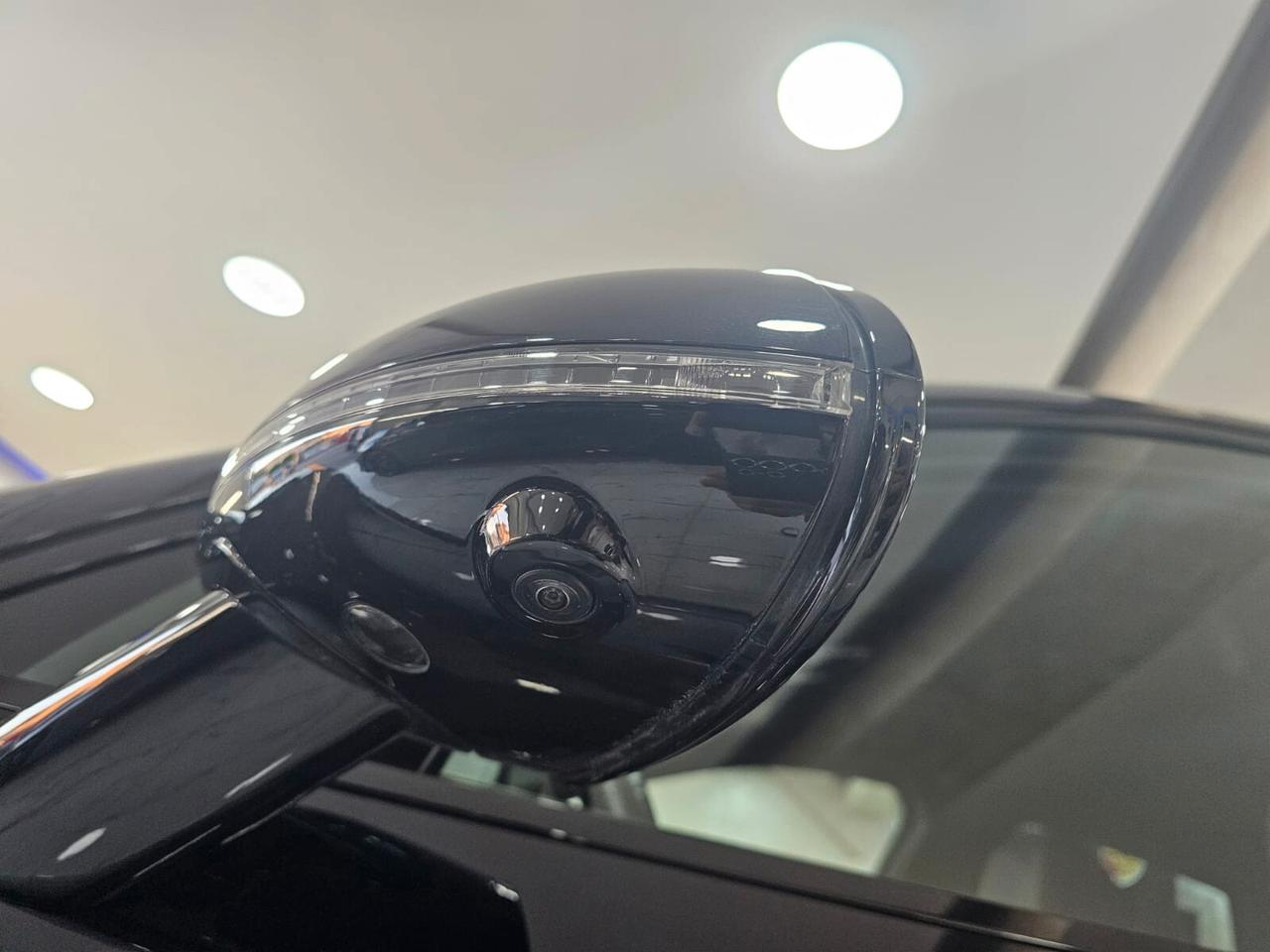 NUOVA PORSCHE MACAN TURBO 2.0 BENZINA 265CV CHRONO SPORT PACK