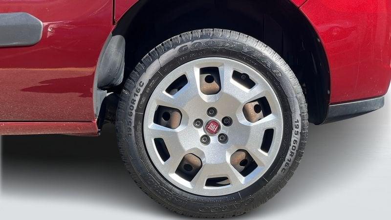 FIAT Doblò Doblo 1.4 Fire T-Jet 16v 120cv Lounge my19 Doblo 1.4 Fire T-Jet 16v 120cv Lounge