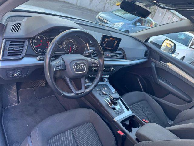 AUDI Q5 2.0 TDI QUATTRO S tronic Bus. Design