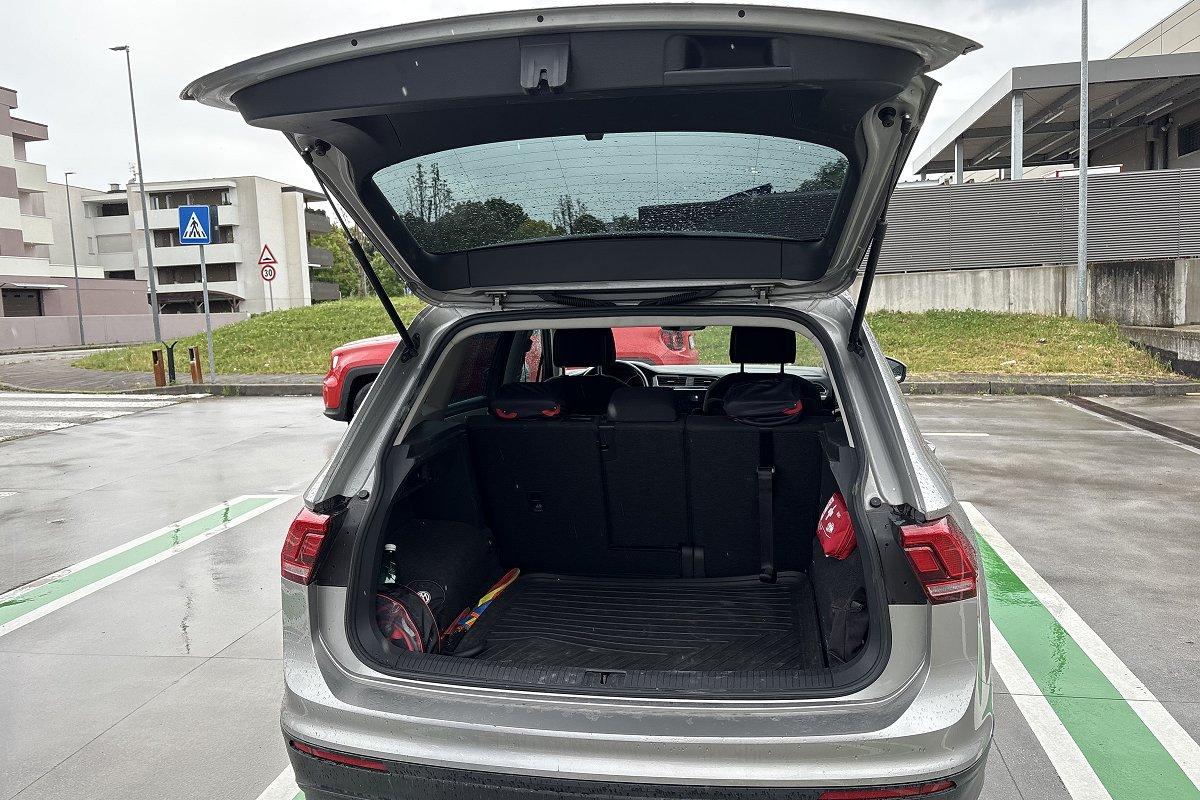 VOLKSWAGEN Tiguan 1.6 TDI SCR Business BlueMotion Technology