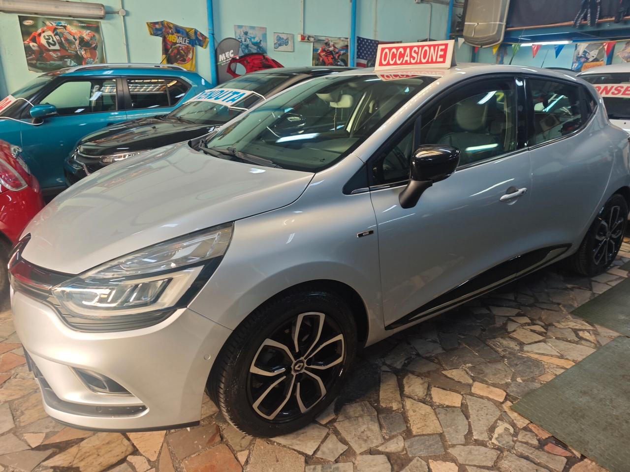 Renault Clio dCi 8V 90 CV 5 porte Moschino Intens