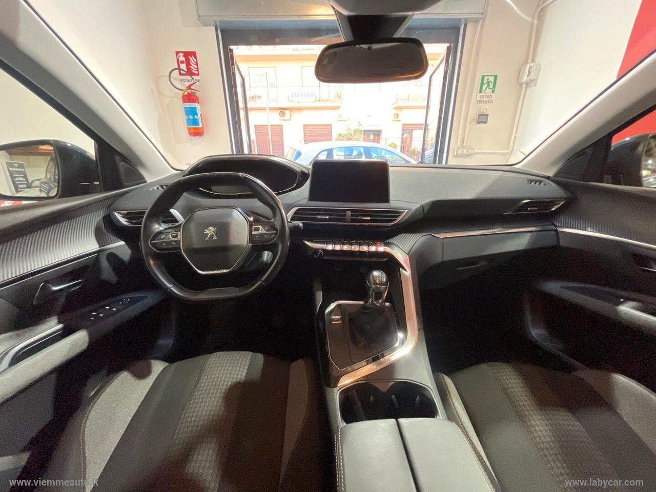 Peugeot 5008 BlueHDi 130 S&S Allure