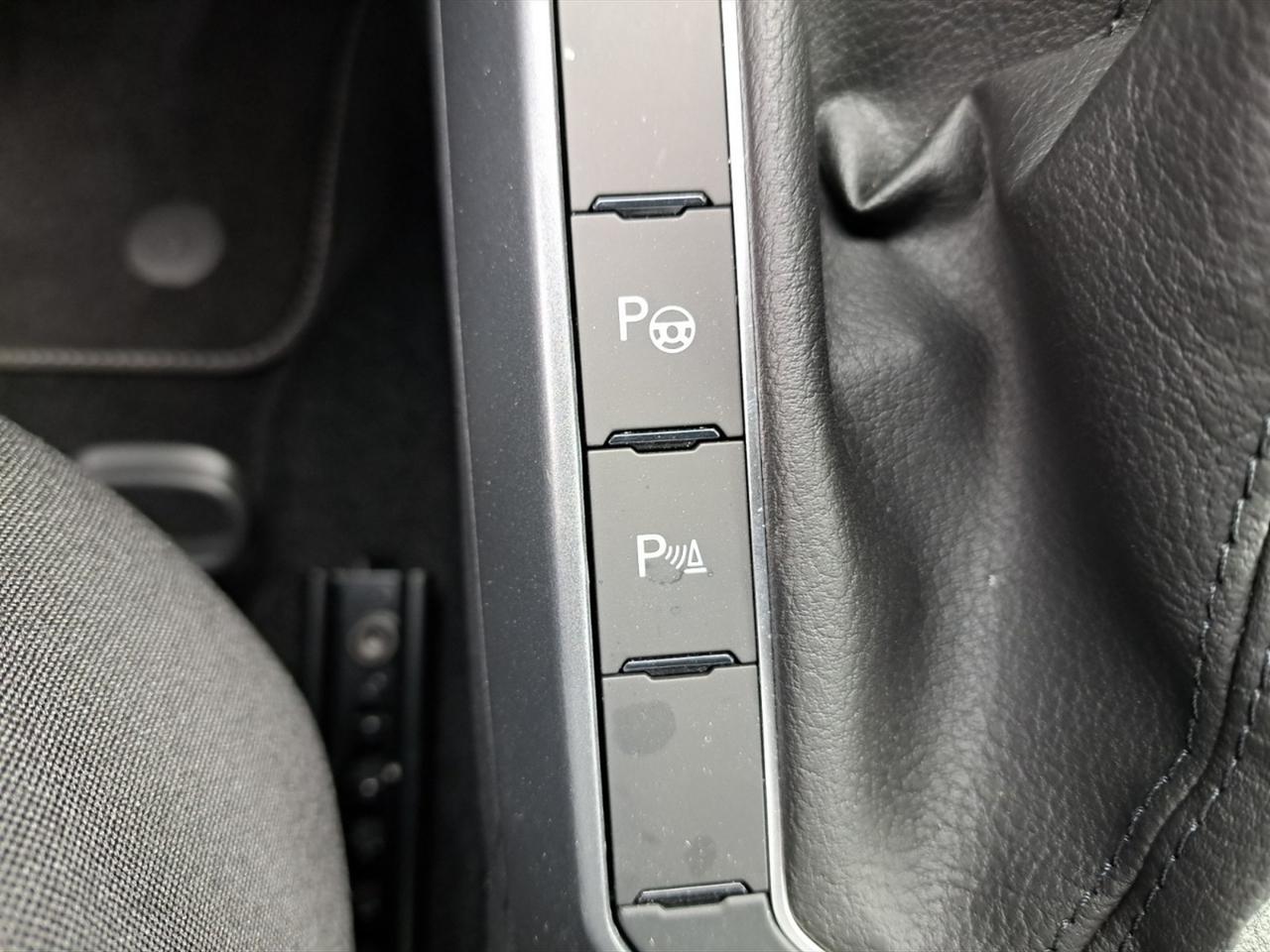 Volkswagen Polo 1.0 tsi r-line 95cv dsg