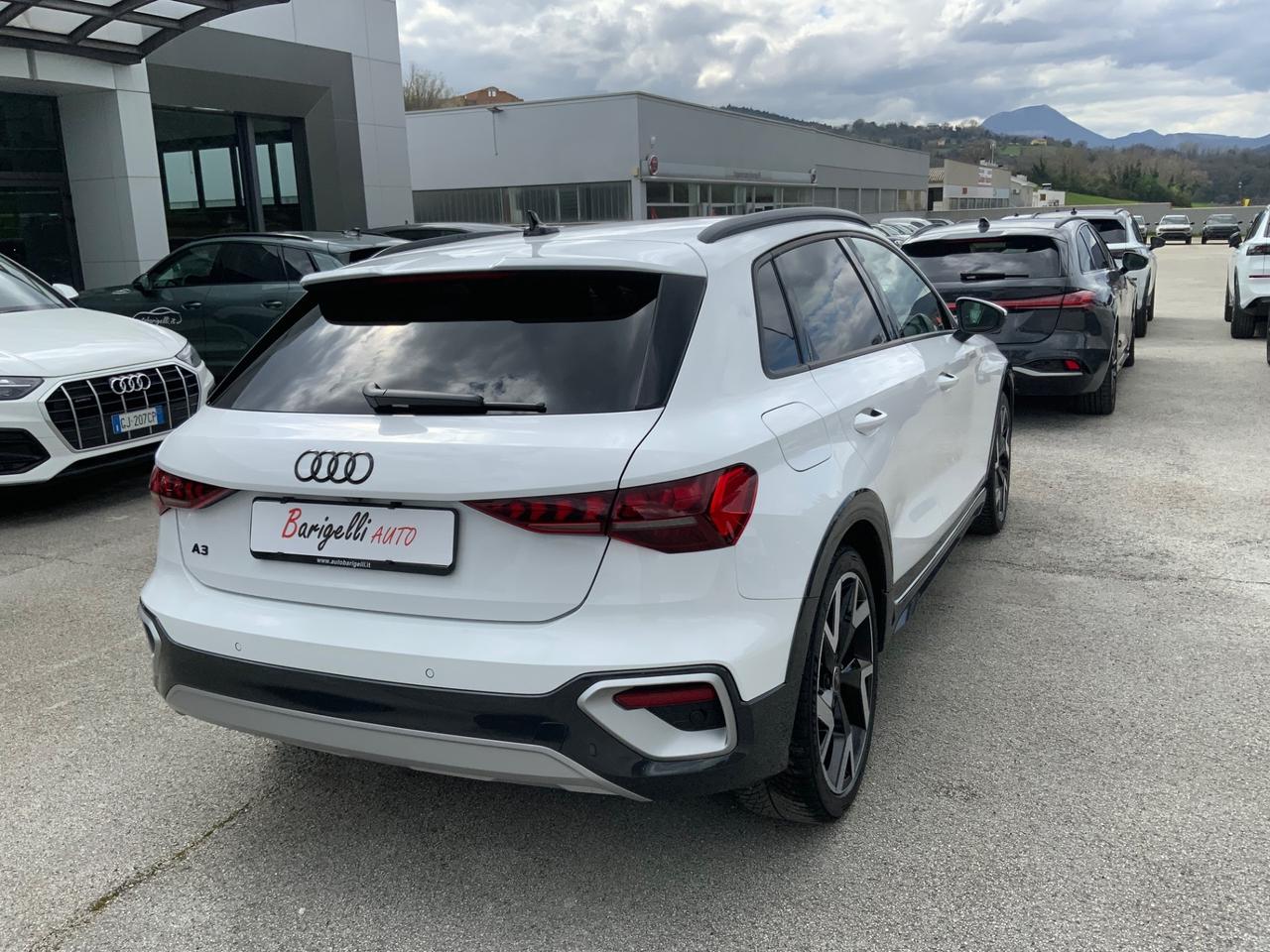 Audi A3 allstreet 35 TDI S tronic Identity Contrast