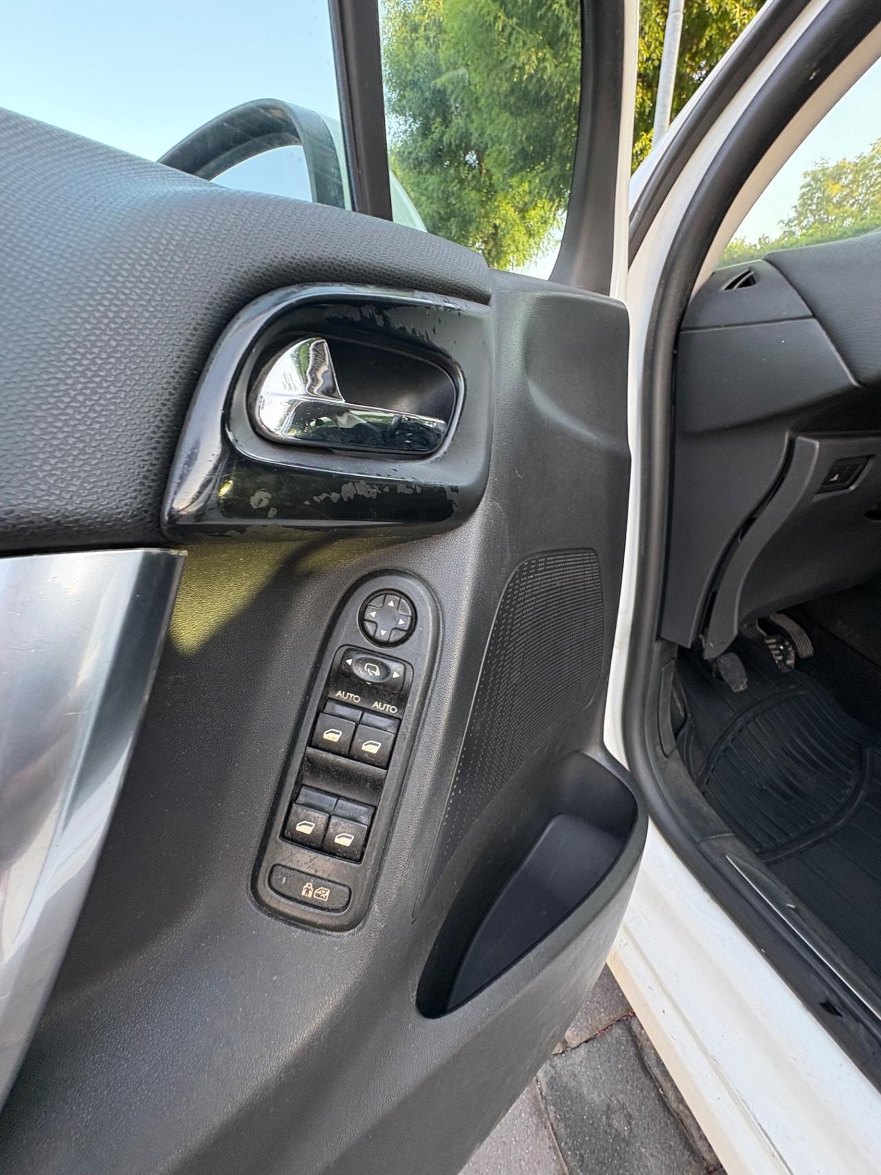 Citroen C3 1.4 HDi 70 Exclusive ok neopatentati!!!