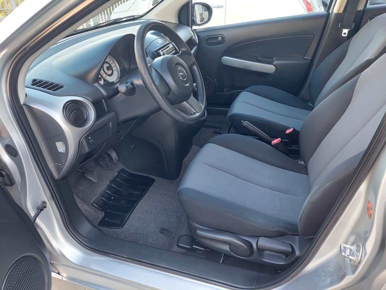 Mazda 2 1.3 16V 75CV 5porte Easy