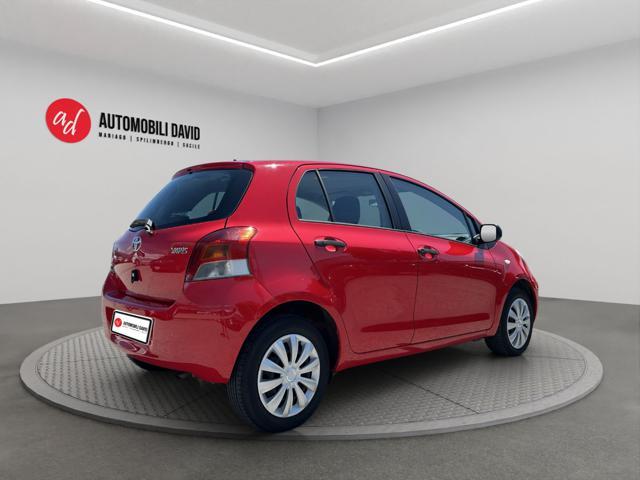 TOYOTA Yaris 1.0 5 porte