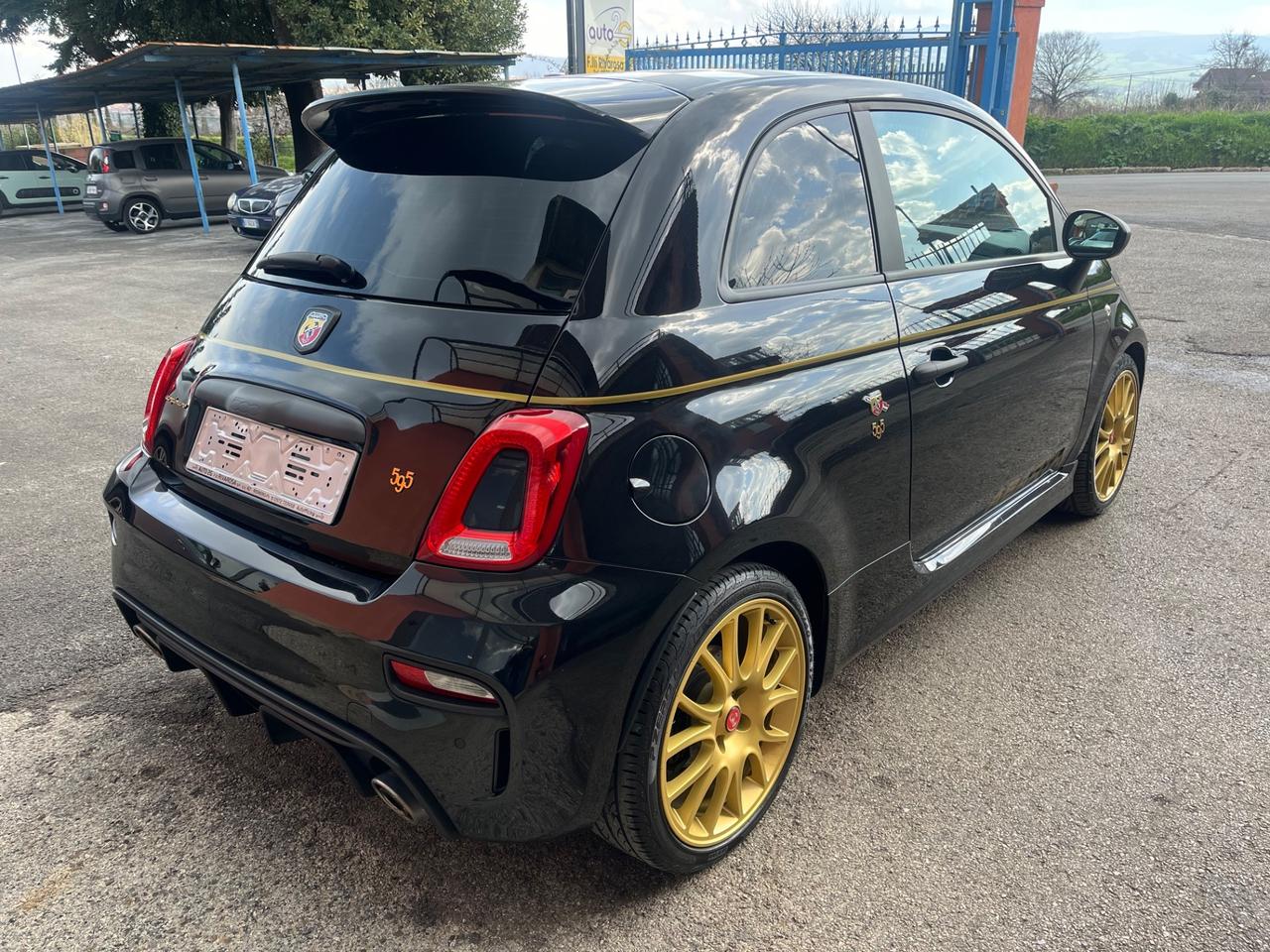 Abarth 595 1.4 T-Jet 165 CV Scorpioneoro-km65000-