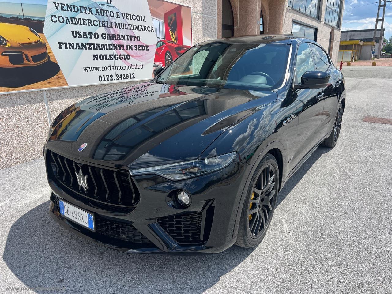 MASERATI Levante V6 Diesel AWD Gransport TETTO 21 CAMERA IVA ESPOSTA