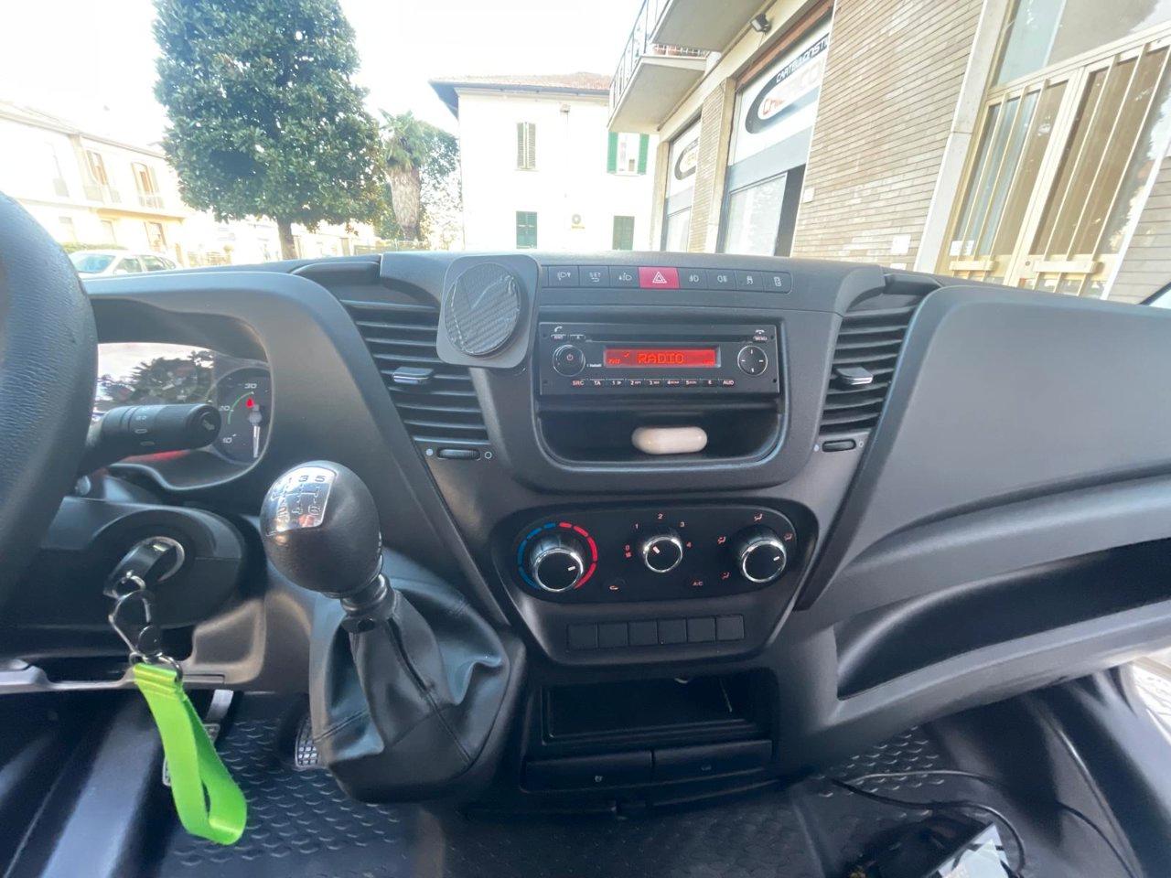 IVECO Daily 35 S15/2.3 V passo lungo tetto alto