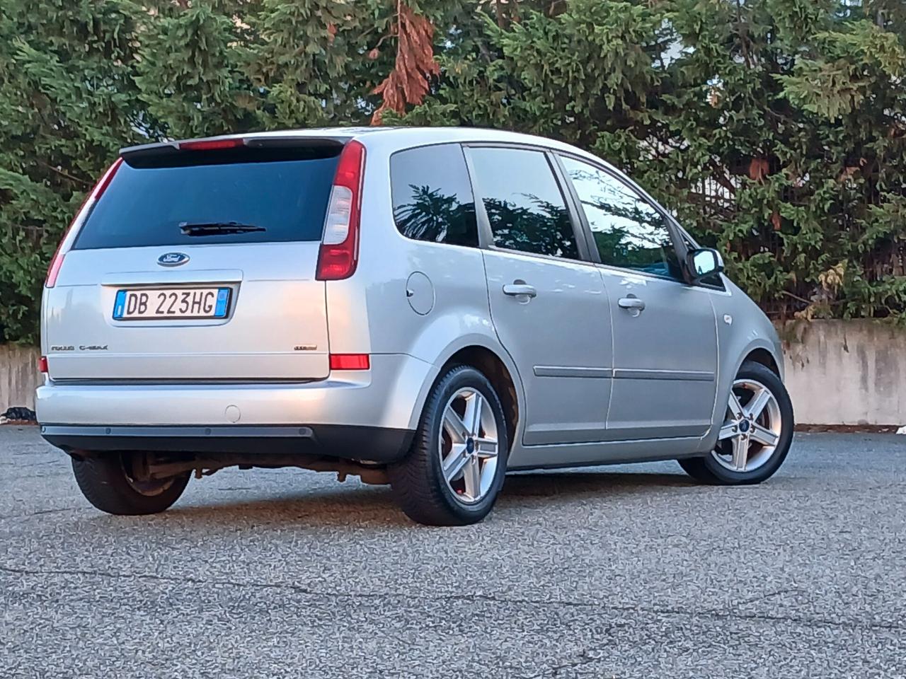 Ford C-Max TITANIUM AUTO IMPECCABILE