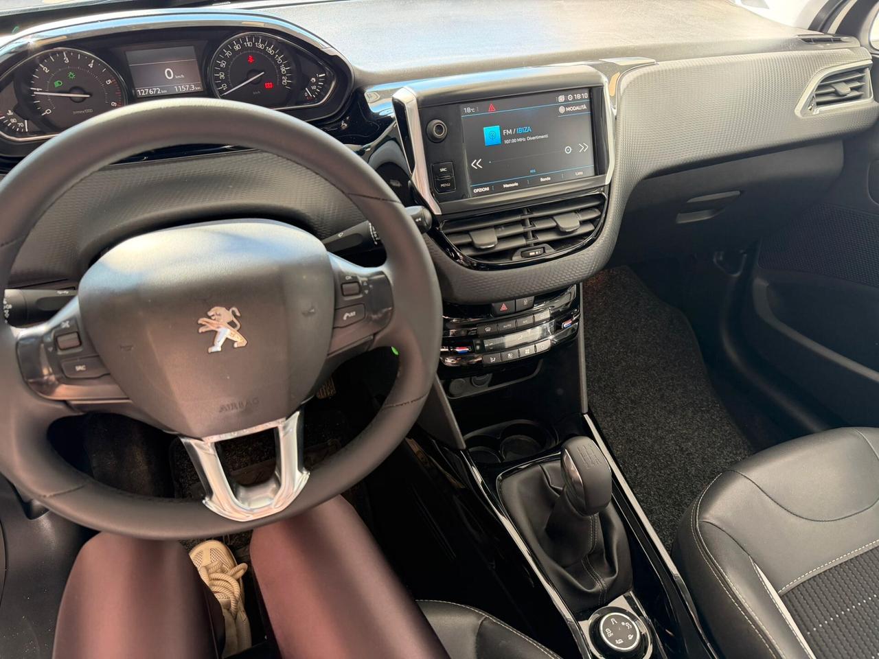 Peugeot 2008 BlueHDi 120 EAT6 S&S Allure