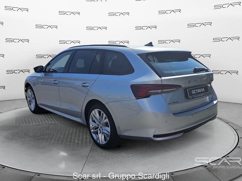 Skoda Octavia 2.0 TDI 150 CV DSG Wagon Executive con FARI MATRIX E CERCHI D 18