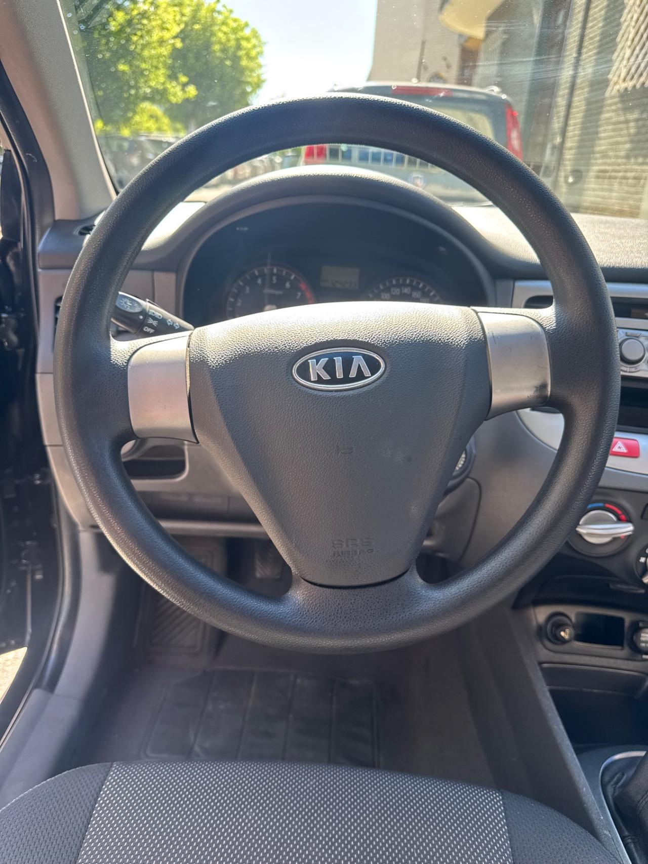 Kia Rio 1.4 97 cv benz Unicoproprietario