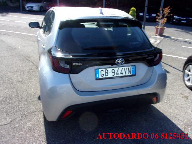 TOYOTA Yaris 1.5 Hybrid 5 porte Business