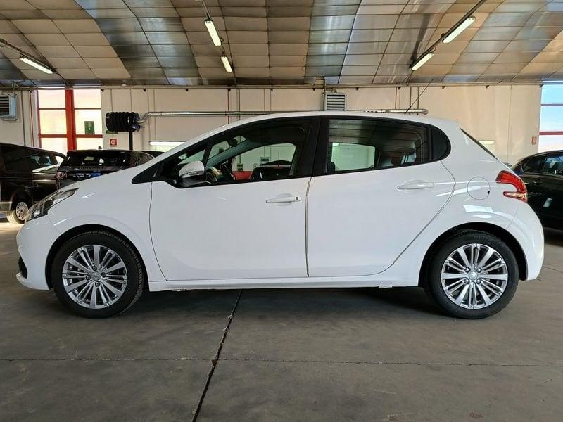 Peugeot 208 1.2 PureTech 82 CV 5 porte Active NEOPATENTATI