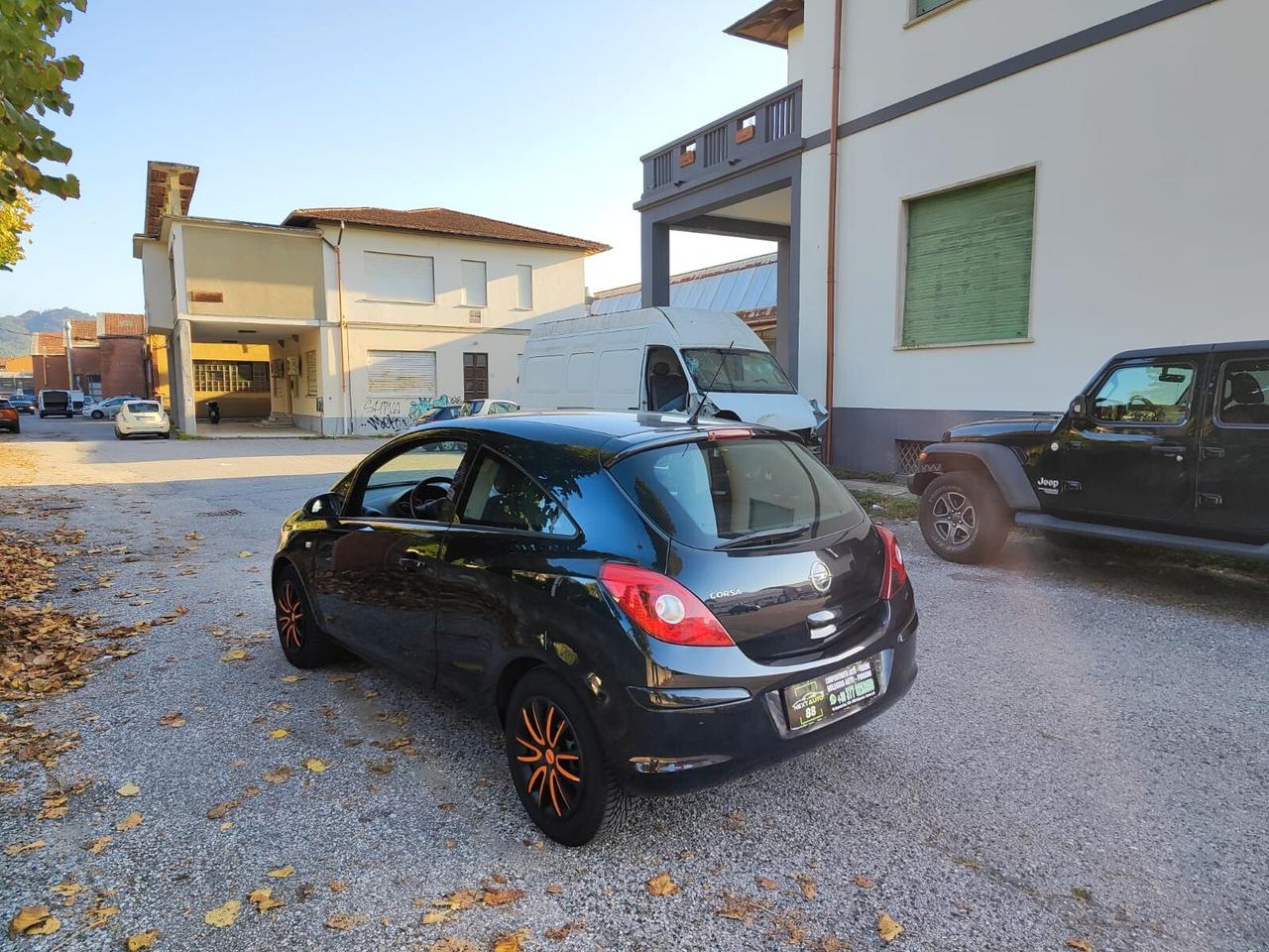 Opel Corsa 1.2Benzina Neopatentati - 2012