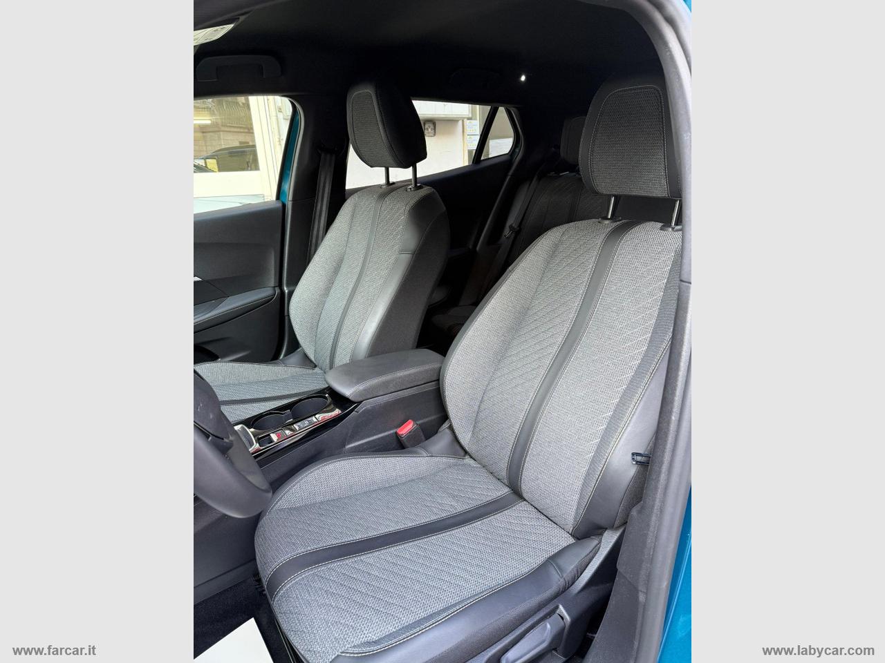 PEUGEOT 2008 PureTech 100 S&S Allure