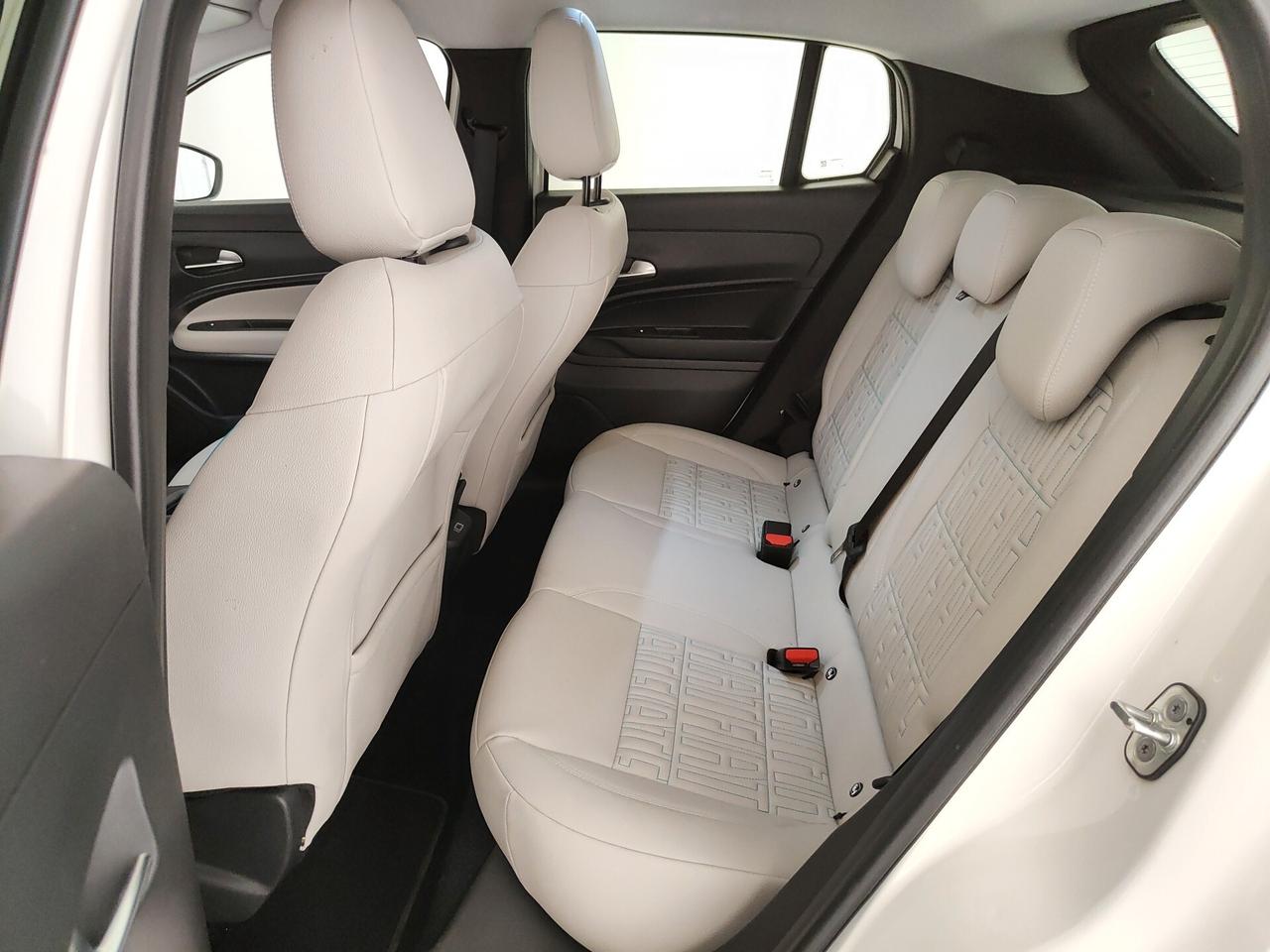 Fiat 600 Hybrid 110 CV DCT MHEV La Prima