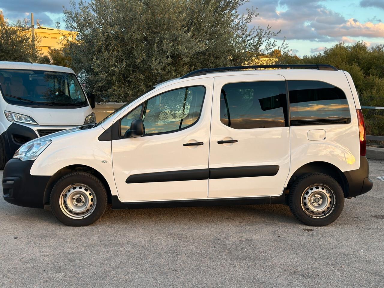 Peugeot Partner BlueHDi 120 S&S L1 Furgone Premium
