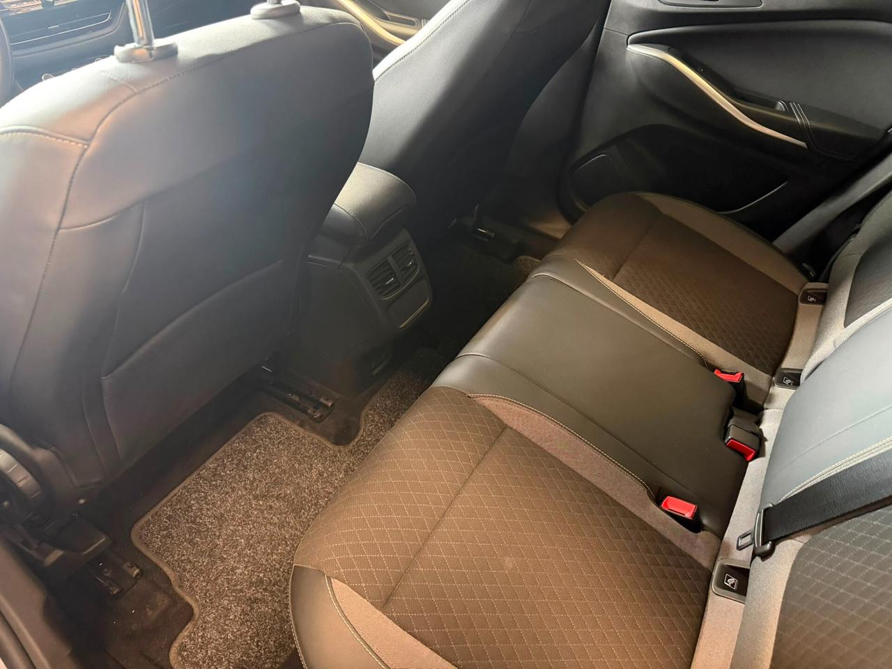 Opel Grandland 1.5 diesel Ecotec aut. Business Elegance