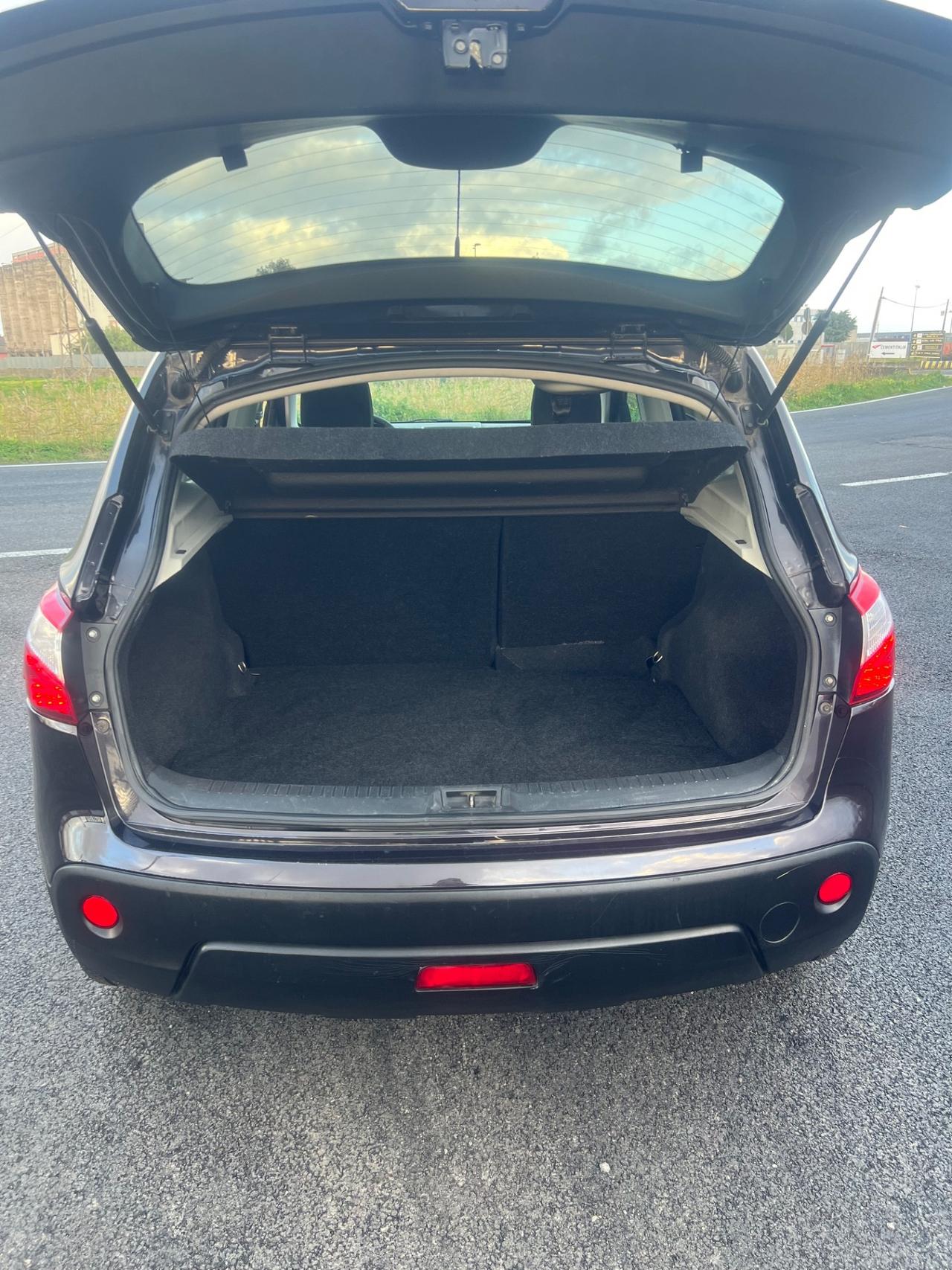 Nissan Qashqai 1.5 dCi DPF Tekna